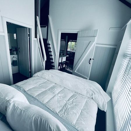 Experience Heritage, Live Modern Upper Hutt Eksteriør billede
